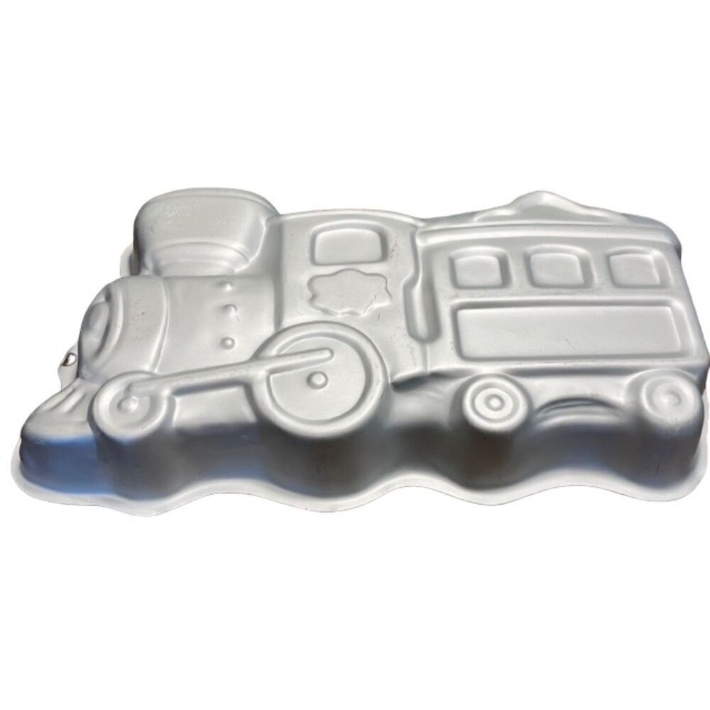 Wilton‎ 2003 Train Cake Pan